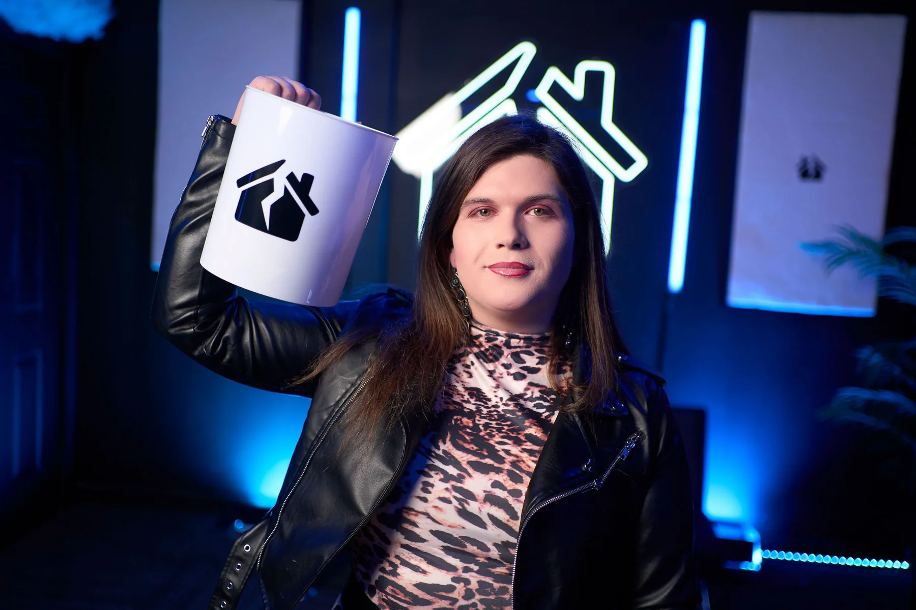 OKTAELER press photo